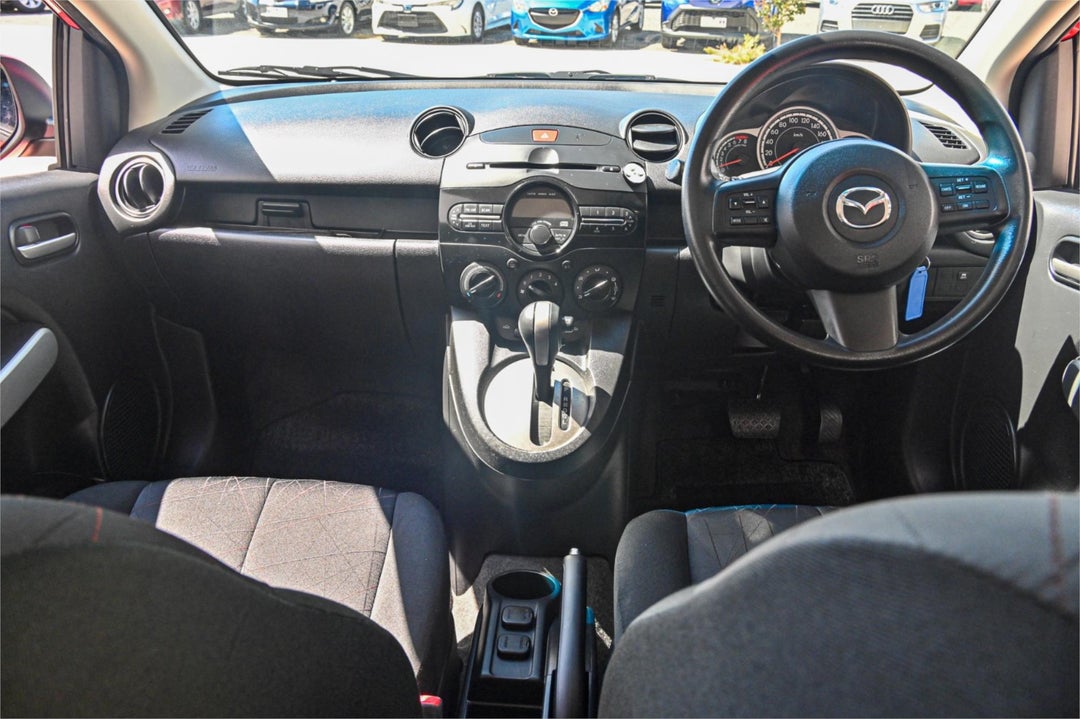 2013 Mazda 2 Neo Sport, Automatic, 63100 km, Photo 5