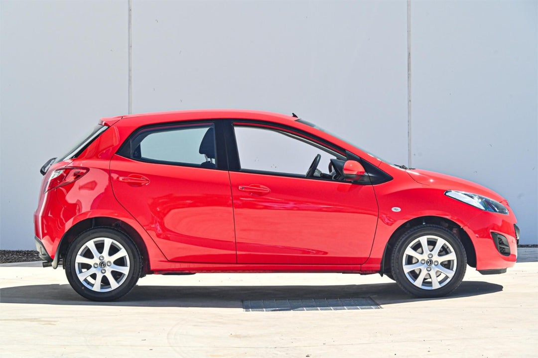 2013 Mazda 2 Neo Sport, Automatic, 63100 km, Photo 3