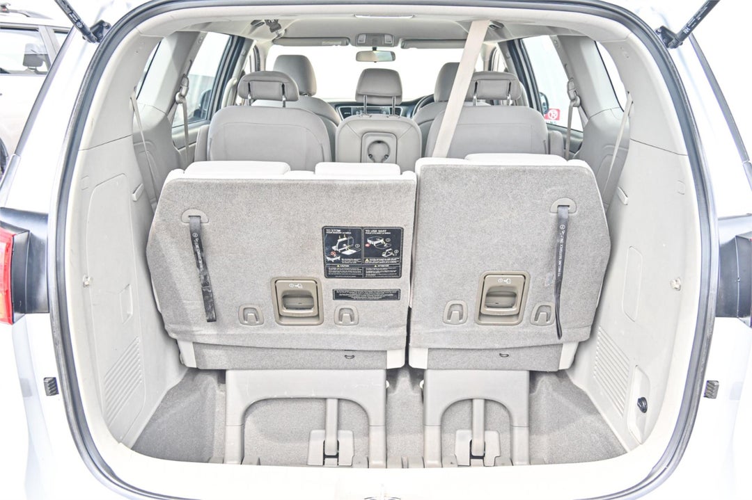 2018 Kia Carnival S, Automatic, 125000 km, Photo 19
