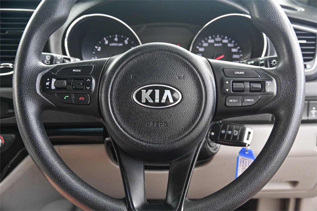 2018 Kia Carnival S, Automatic, 125000 km, Photo 8