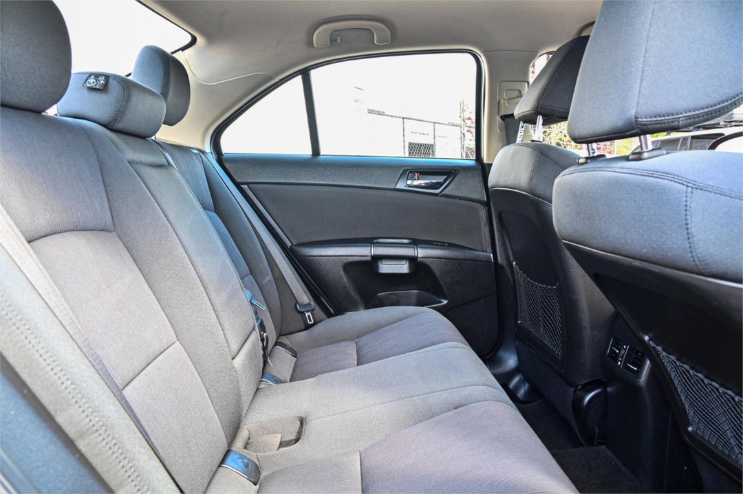 2012 Suzuki Kizashi Touring, Manual, 180541 km, Photo 12