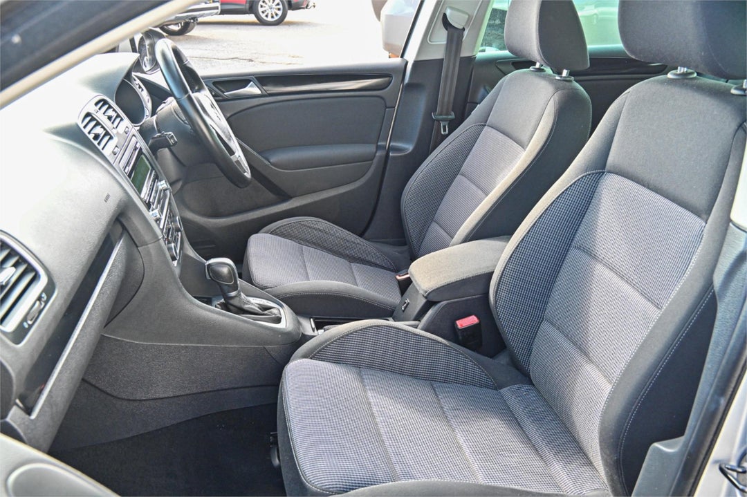 2011 Volkswagen Golf 118tsi Comfortline, Automatic, 106345 km, Photo 16