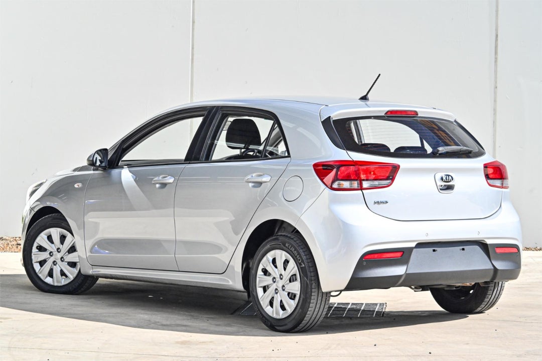 2017 Kia Rio S, Automatic, 57517 km, Photo 2