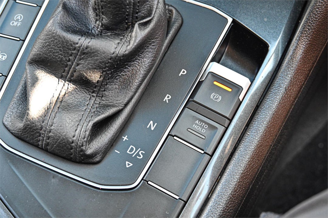 2016 Volkswagen Tiguan 110tsi Comfortline, Automatic, 126592 km, Photo 9