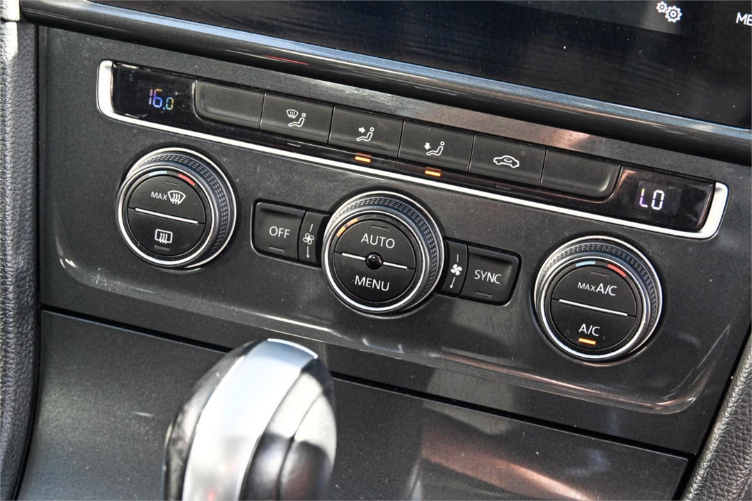 2020 Volkswagen Golf 110tsi Comfortline, Automatic, 104653 km, Photo 14