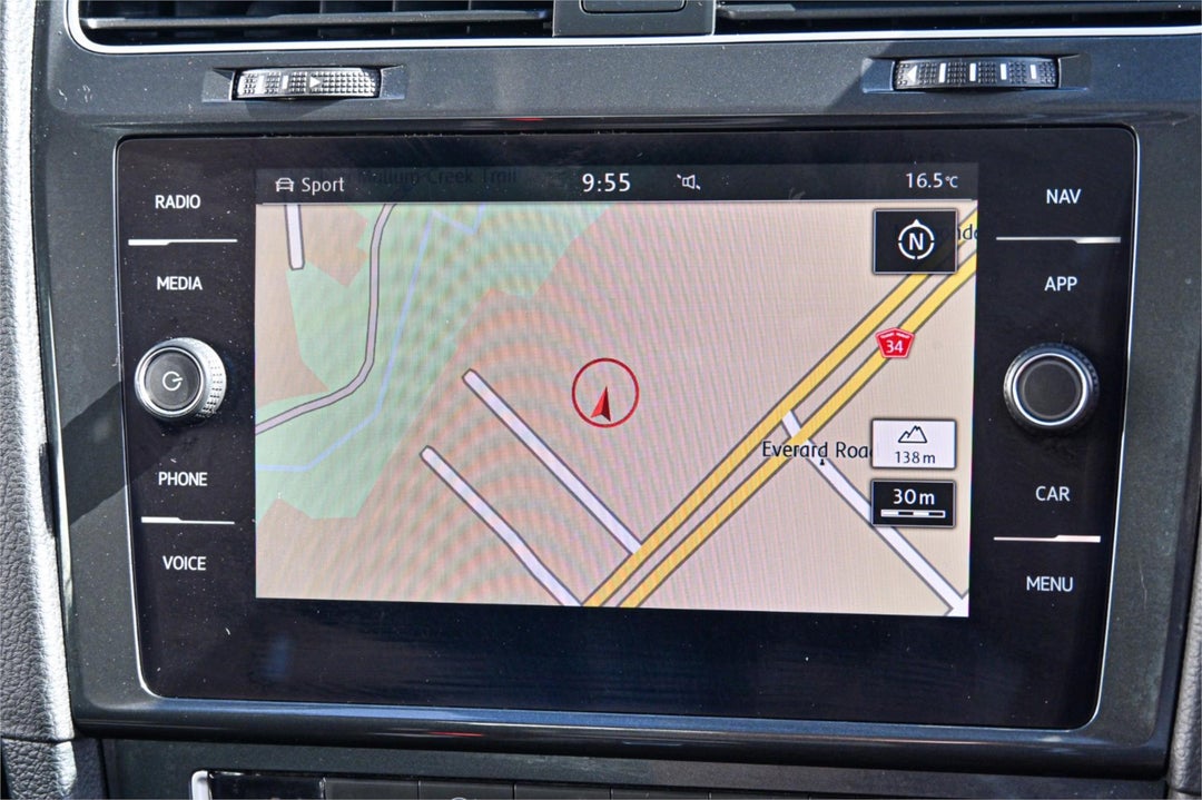 2020 Volkswagen Golf 110tsi Comfortline, Automatic, 104653 km, Photo 10