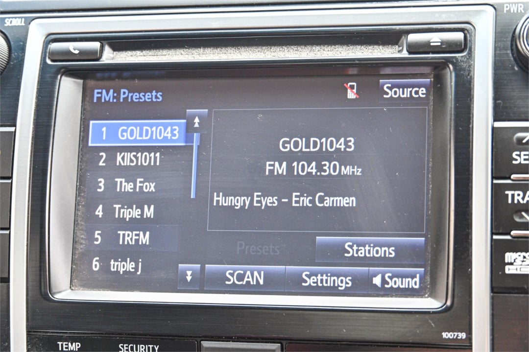 2017 Toyota Camry Atara S, Automatic, 188938 km, Photo 12