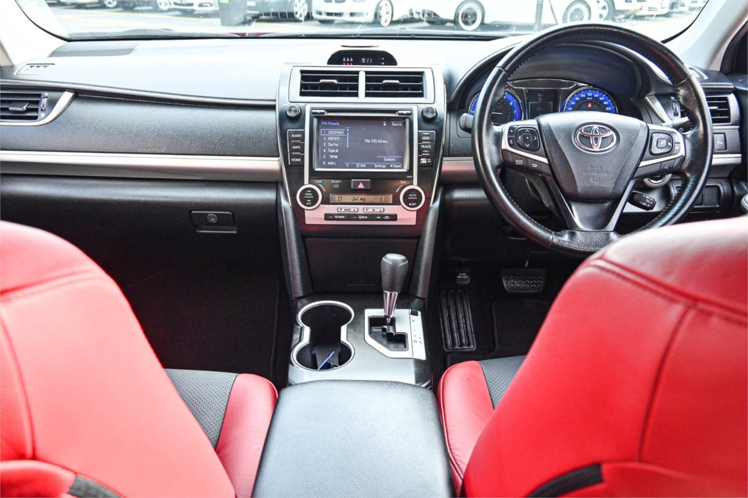 2017 Toyota Camry Atara S, Automatic, 188938 km, Photo 5