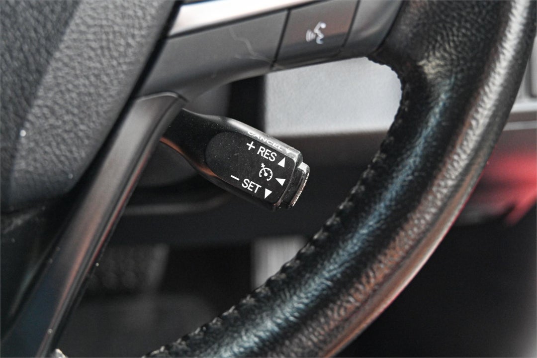 2017 Toyota Camry Atara S, Automatic, 188938 km, Photo 8