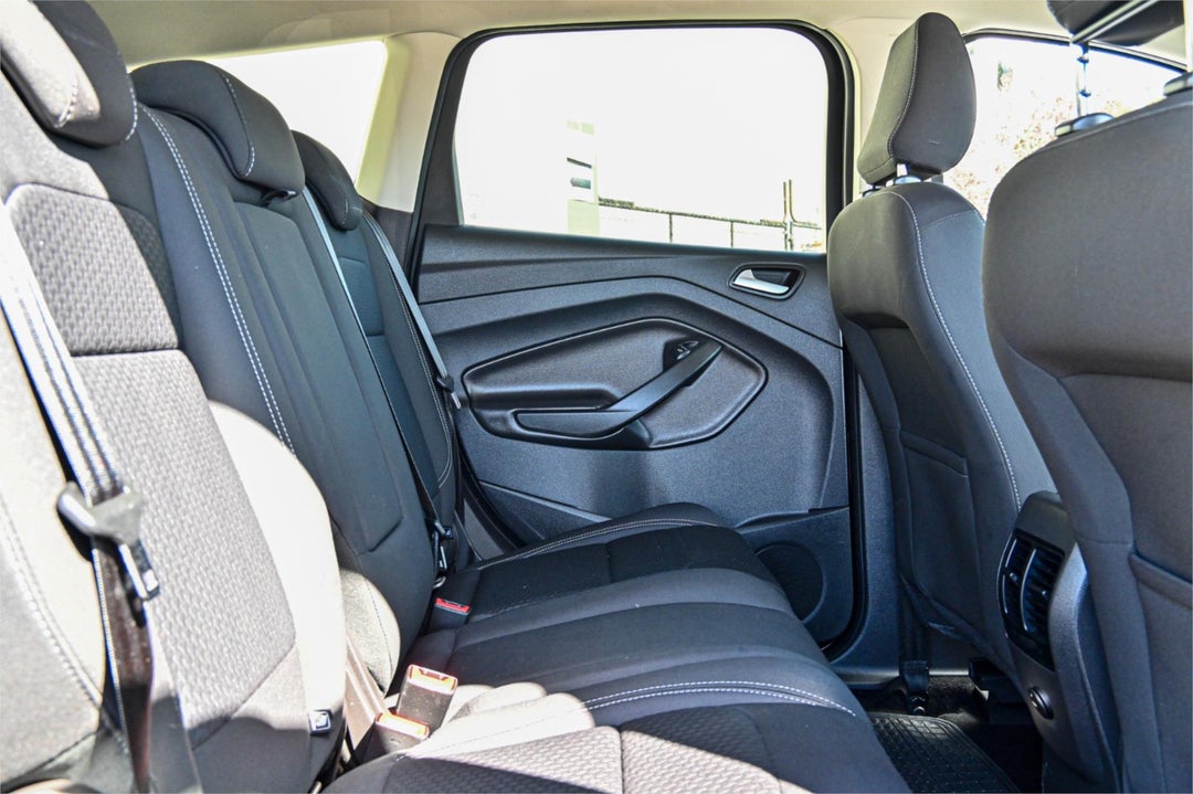 2018 Ford Escape Trend, Automatic, 129631 km, Photo 18