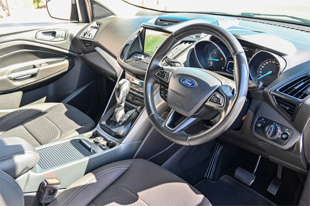 2018 Ford Escape Trend, Automatic, 129631 km, Photo 6