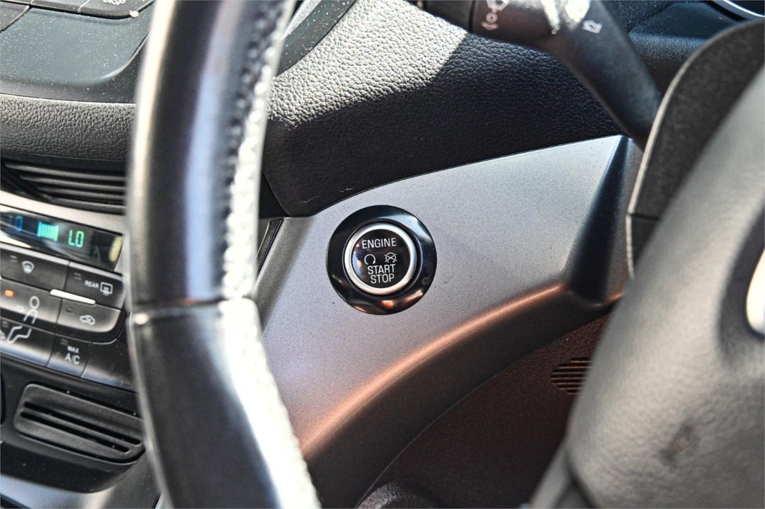 2018 Ford Escape Trend, Automatic, 129631 km, Photo 12