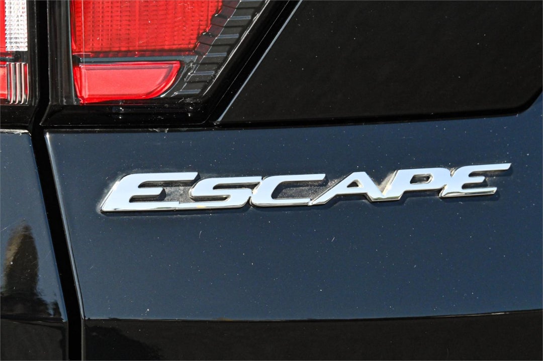 2018 Ford Escape Trend, Automatic, 129631 km, Photo 4