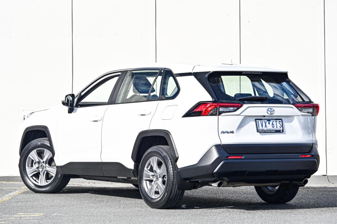 2022 Toyota RAV4 Gx, Manual, 89675 km, Photo 2