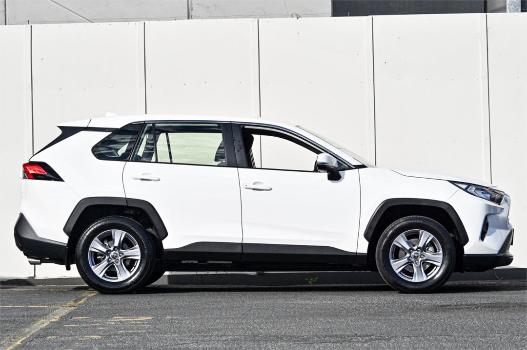 2022 Toyota RAV4 Gx, Manual, 89675 km, Photo 3