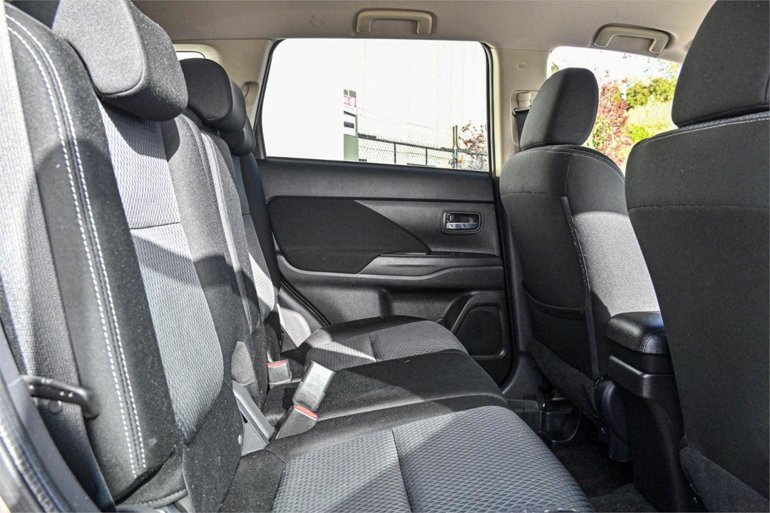 2017 Mitsubishi Outlander Ls  Safety Pack, Manual, 154104 km, Photo 18