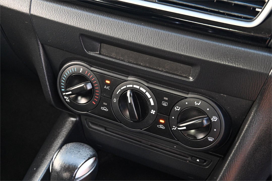 2014 Mazda 3 Neo, Automatic, 85881 km, Photo 16