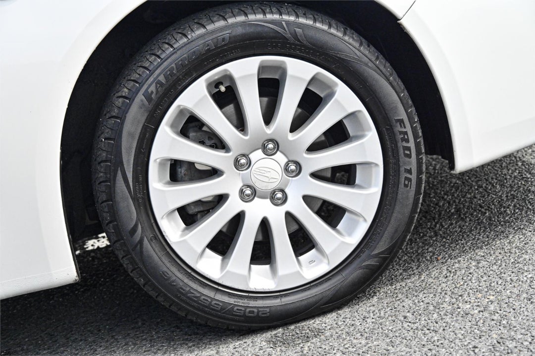 2011 Subaru Impreza R, Manual, 143844 km, Photo 5