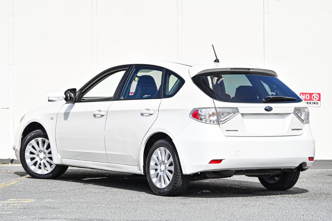 2011 Subaru Impreza R, Manual, 143844 km, Photo 2