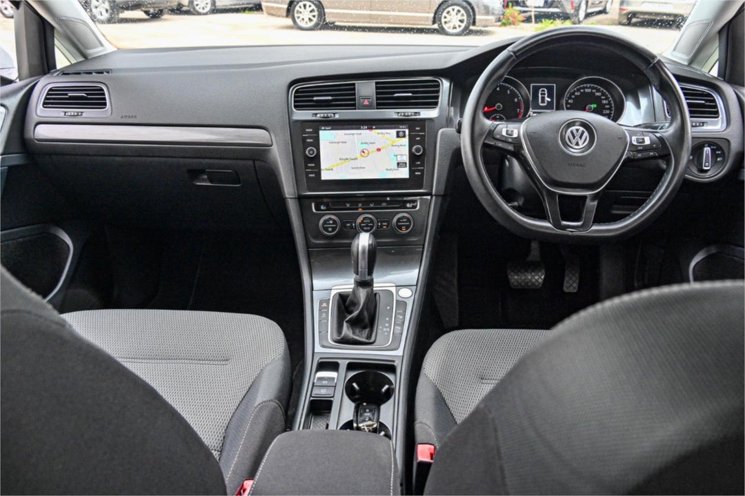 2018 Volkswagen Golf 110tsi Comfortline, Automatic, 43056 km, Photo 6