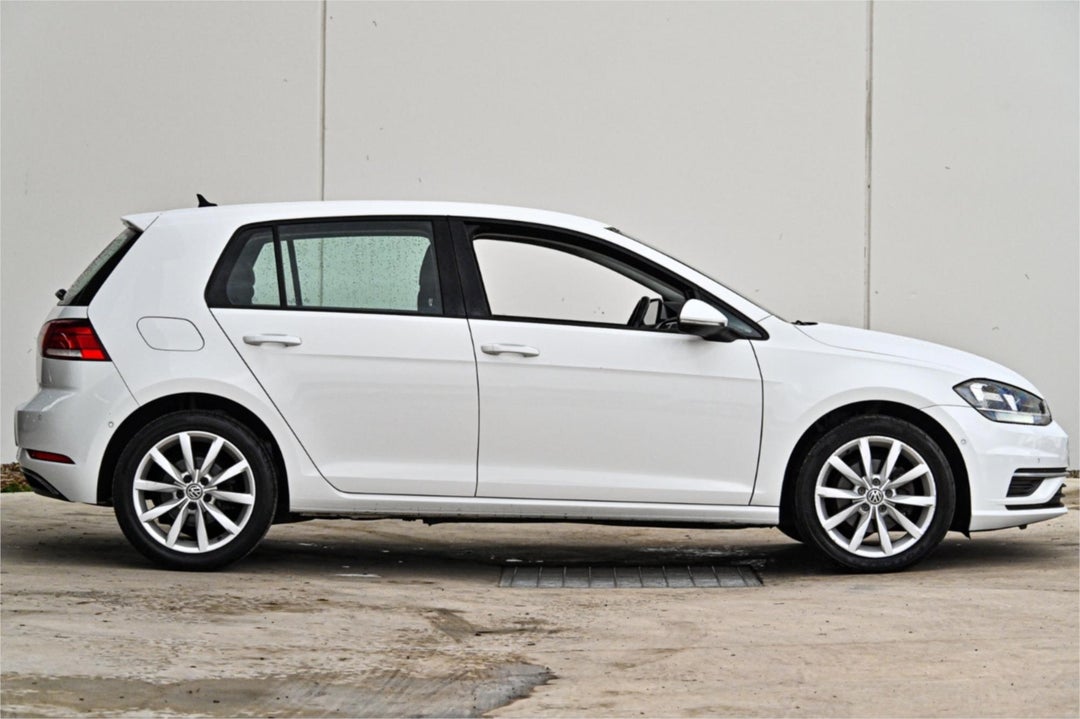 2018 Volkswagen Golf 110tsi Comfortline, Automatic, 43056 km, Photo 3