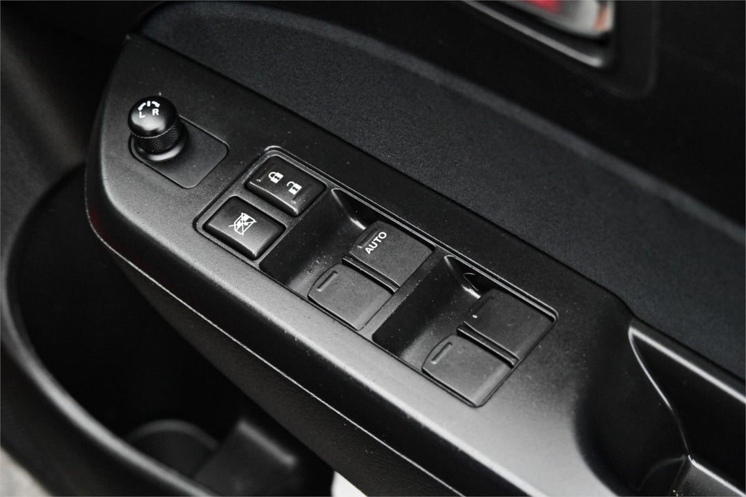 2016 Suzuki Swift Gl Navigator, Automatic, 121475 km, Photo 16