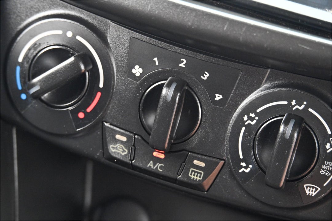 2016 Suzuki Swift Gl Navigator, Automatic, 121475 km, Photo 15