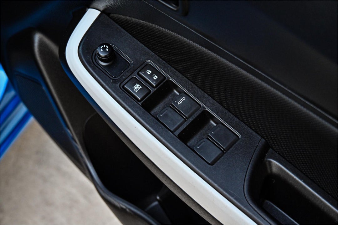 2017 Suzuki Swift Gl, Manual, 77075 km, Photo 18