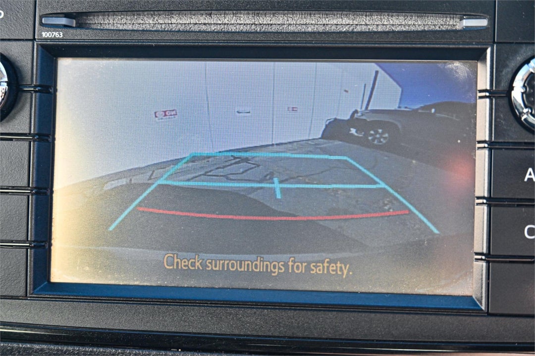 2017 Toyota Yaris Ascent, Manual, 94684 km, Photo 11