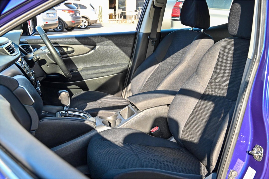 2014 Nissan Qashqai St, Manual, 122581 km, Photo 17