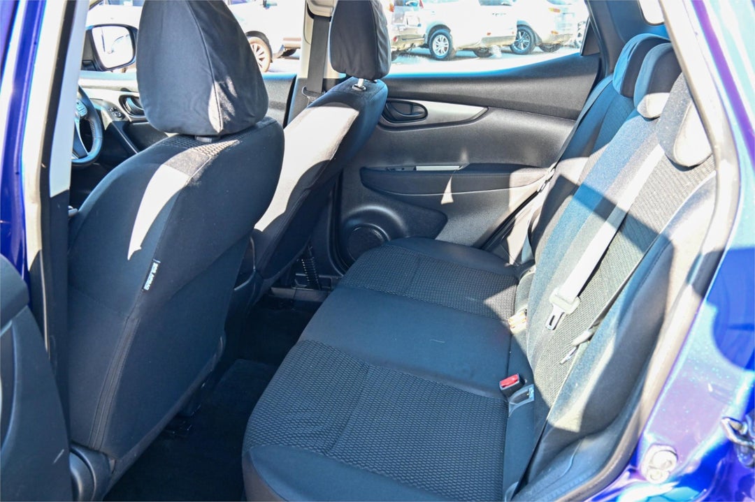 2014 Nissan Qashqai St, Manual, 122581 km, Photo 18