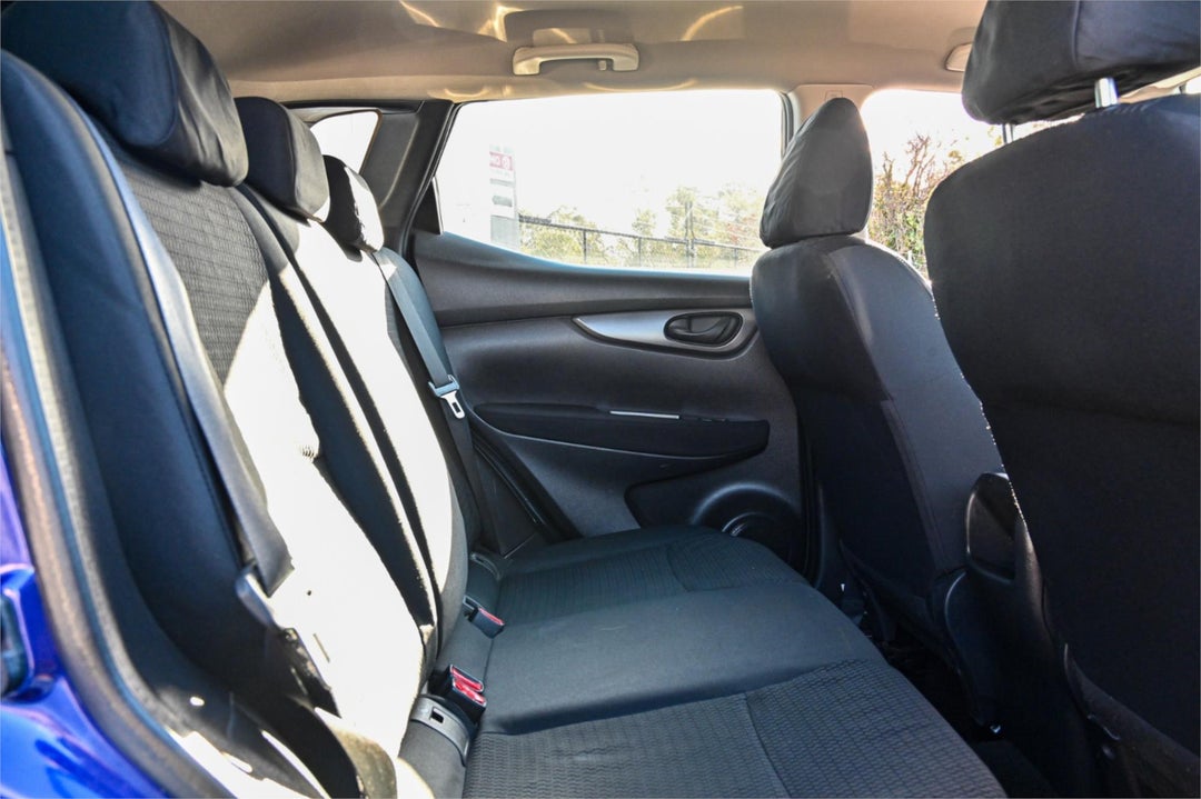 2014 Nissan Qashqai St, Manual, 122581 km, Photo 16