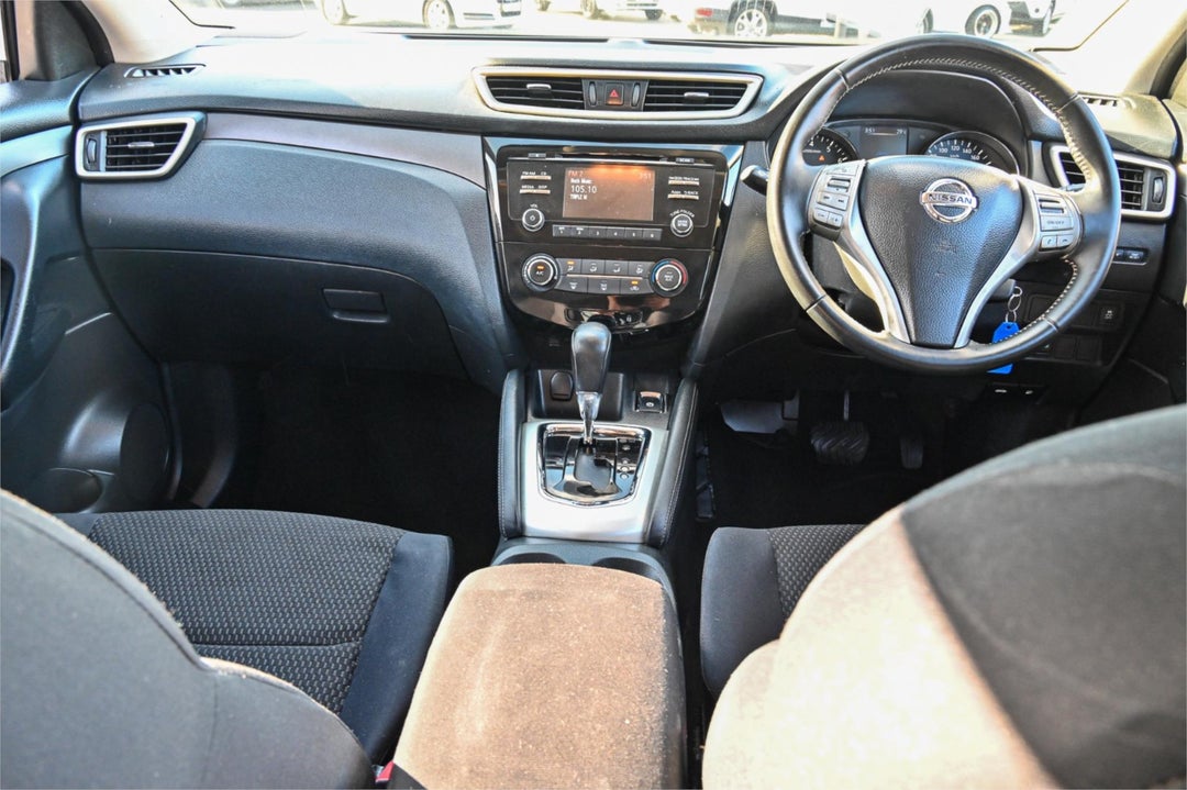 2014 Nissan Qashqai St, Manual, 122581 km, Photo 5