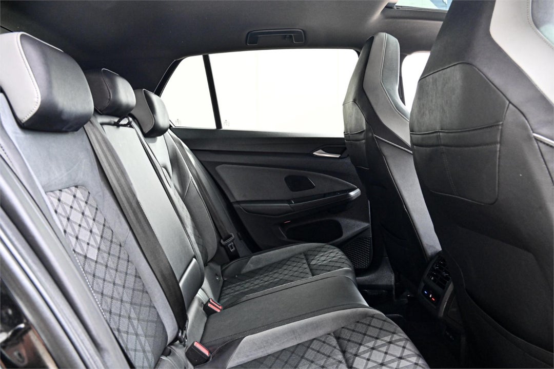 2021 Volkswagen Golf 110tsi R-line, Automatic, 90547 km, Photo 18