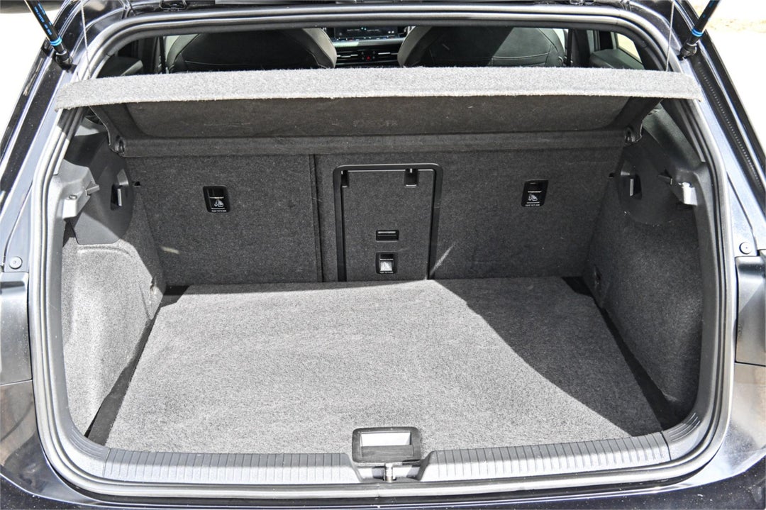 2021 Volkswagen Golf 110tsi R-line, Automatic, 90547 km, Photo 19