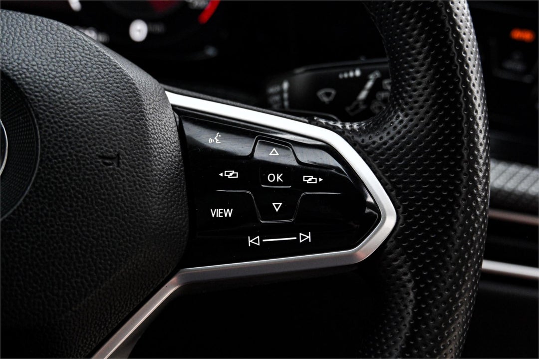 2021 Volkswagen Golf 110tsi R-line, Automatic, 90547 km, Photo 12