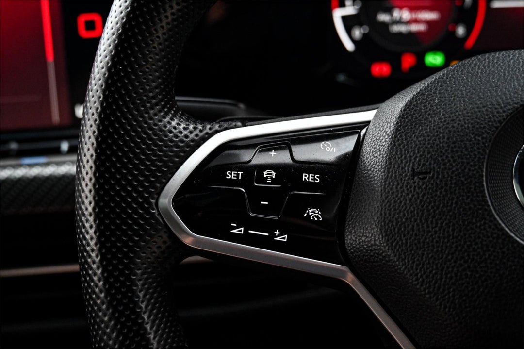 2021 Volkswagen Golf 110tsi R-line, Automatic, 90547 km, Photo 11