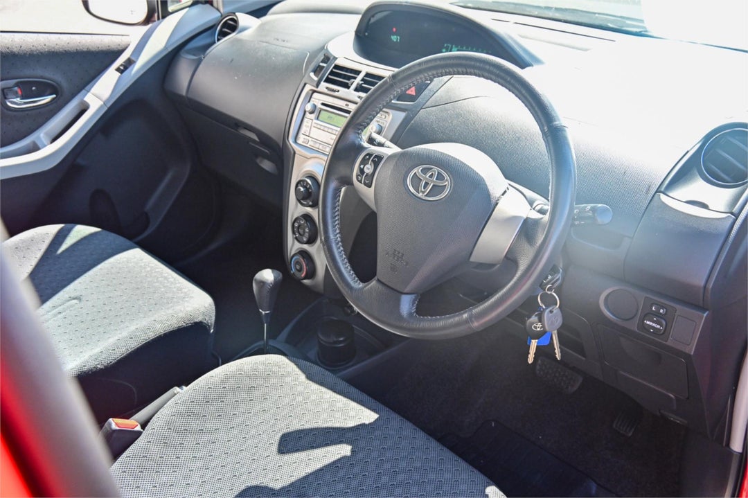 2008 Toyota Yaris Yrs, Automatic, 54248 km, Photo 6