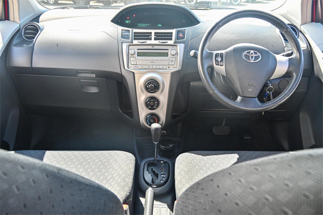 2008 Toyota Yaris Yrs, Automatic, 54248 km, Photo 7