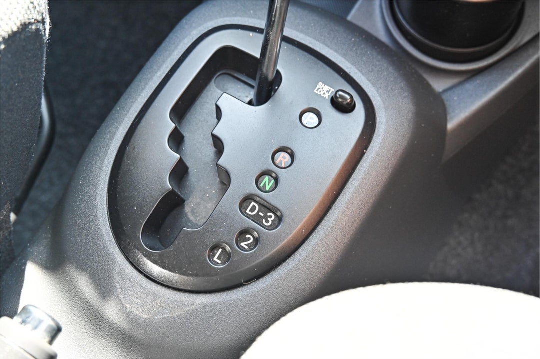 2008 Toyota Yaris Yrs, Automatic, 54248 km, Photo 14