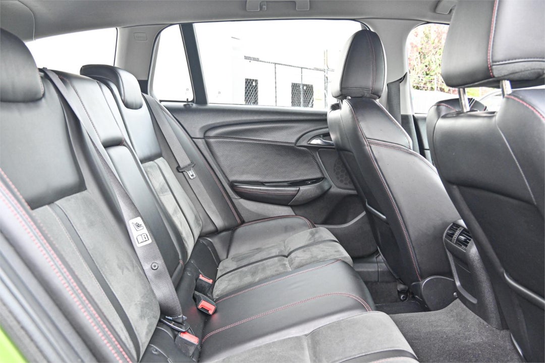 2016 Holden Commodore Sv6 Black, Automatic, 156262 km, Photo 18