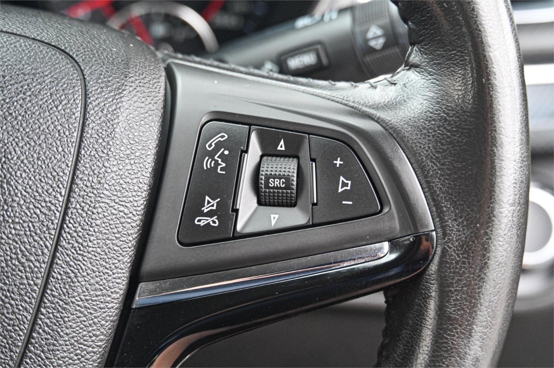 2016 Holden Commodore Sv6 Black, Automatic, 156262 km, Photo 12