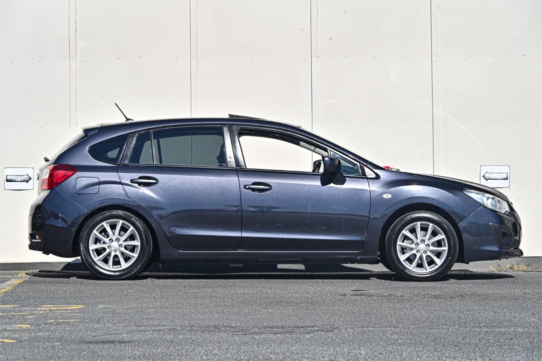 2013 Subaru Impreza 2.0i, Manual, 183289 km, Photo 3