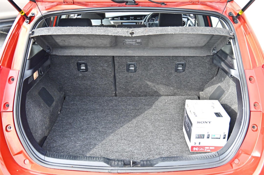 2014 Toyota Corolla Ascent Sport, Manual, 229008 km, Photo 5