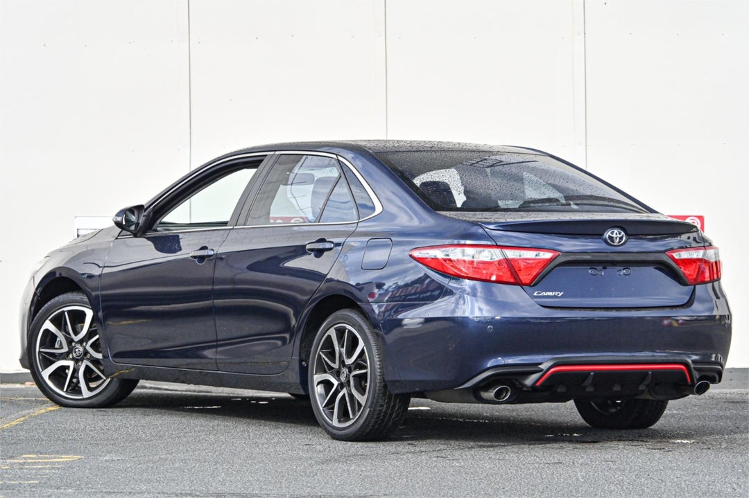 2017 Toyota Camry Atara Sx, Automatic, 82998 km, Photo 3