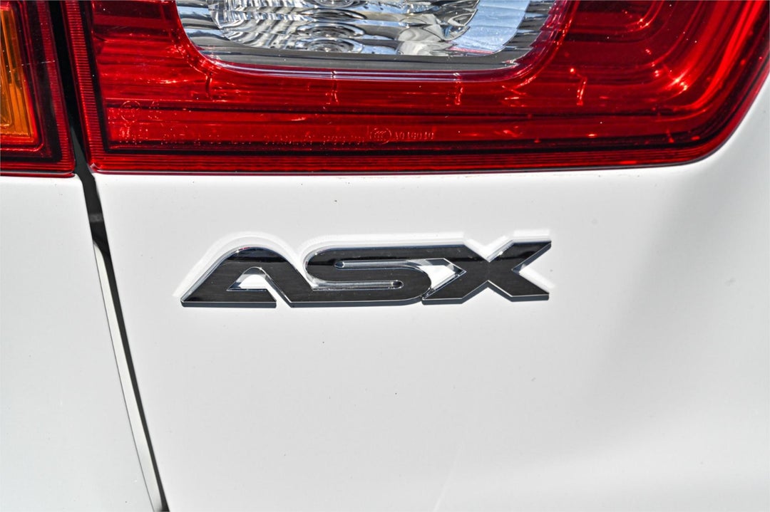2014 Mitsubishi ASX Ls, Manual, 81349 km, Photo 3