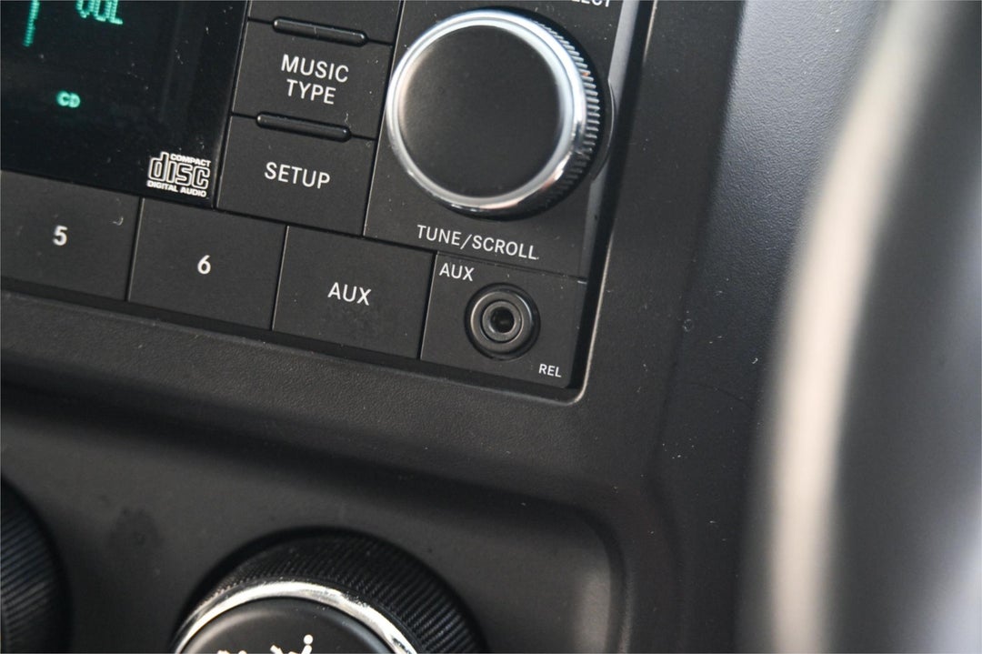 2013 Jeep Compass Sport, Automatic, 133454 km, Photo 14