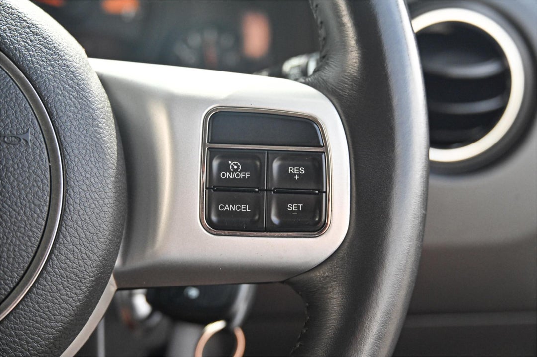 2013 Jeep Compass Sport, Automatic, 133454 km, Photo 10