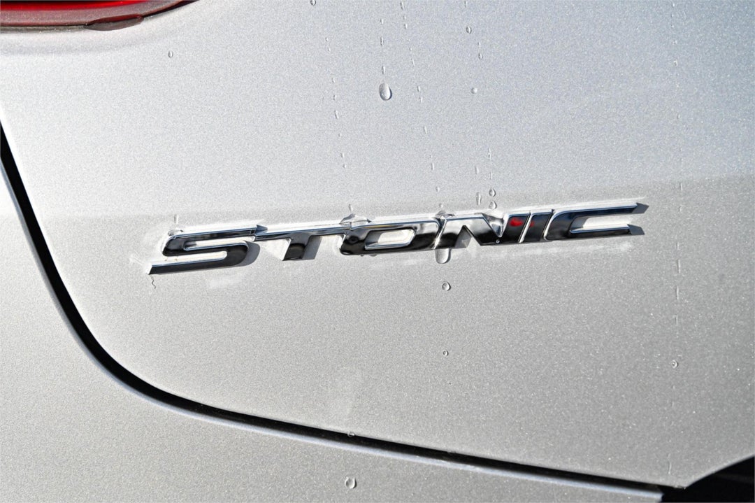 2021 Kia Stonic S, Automatic, 79131 km, Photo 3