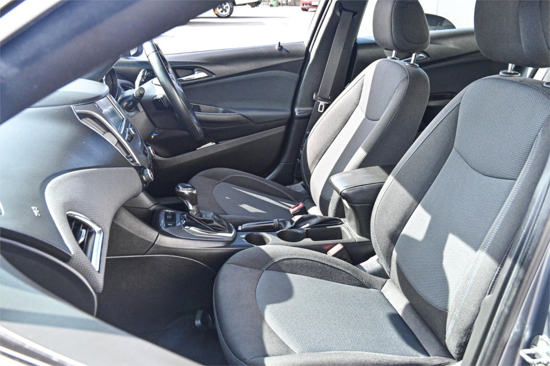 2017 Holden Astra Ls, Automatic, 86405 km, Photo 16